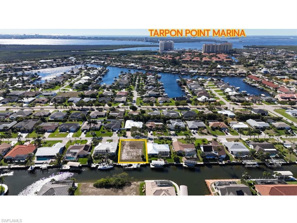 1101 SW 54th LN CAPE CORAL, FL 33914