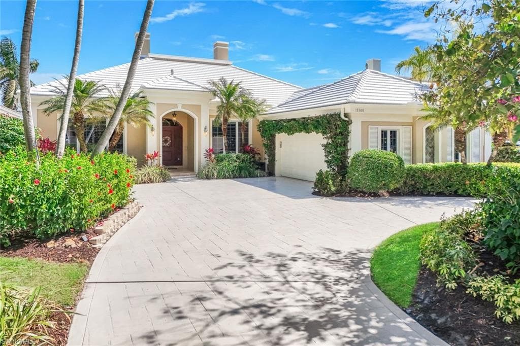 15588 Whitney LN NAPLES, FL 34110