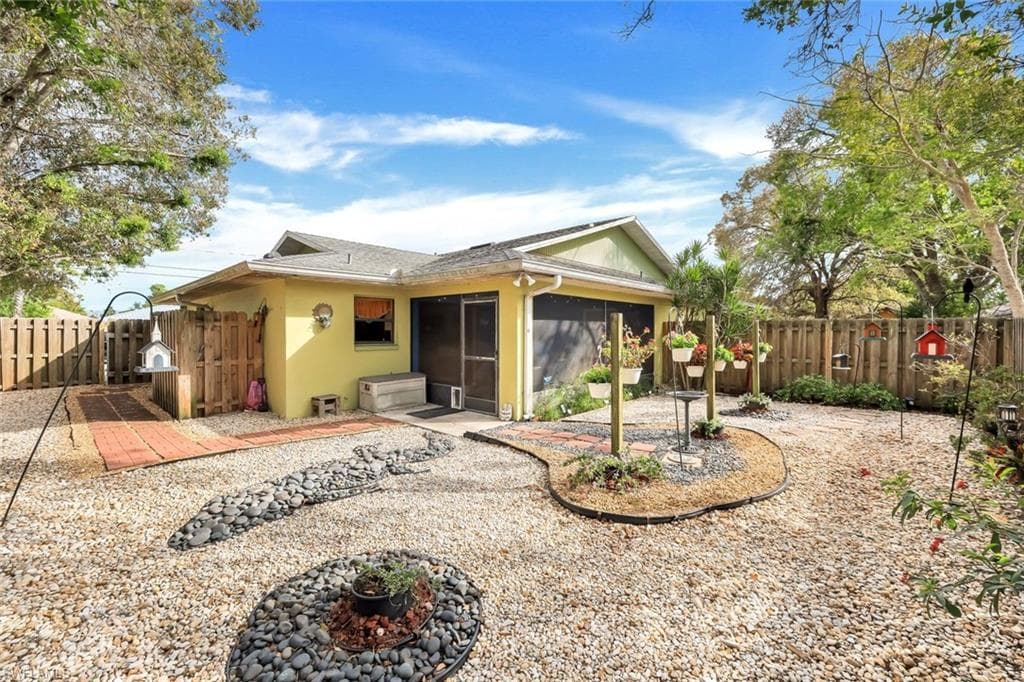 27810/27812 Pension PL BONITA SPRINGS, FL 34135