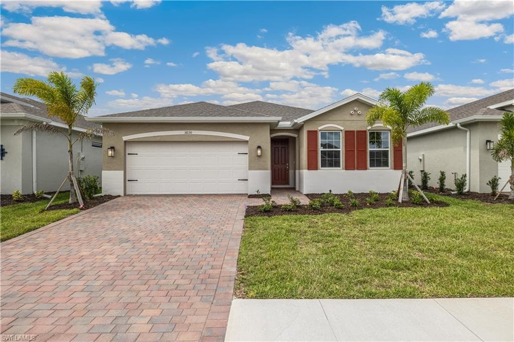 567 SPRING HILL LAKE LOOP CAPE CORAL, FL 33993