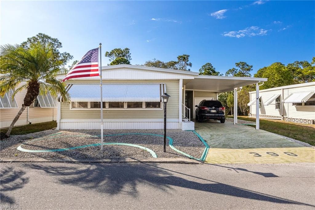 398 Snead DR NORTH FORT MYERS, FL 33903