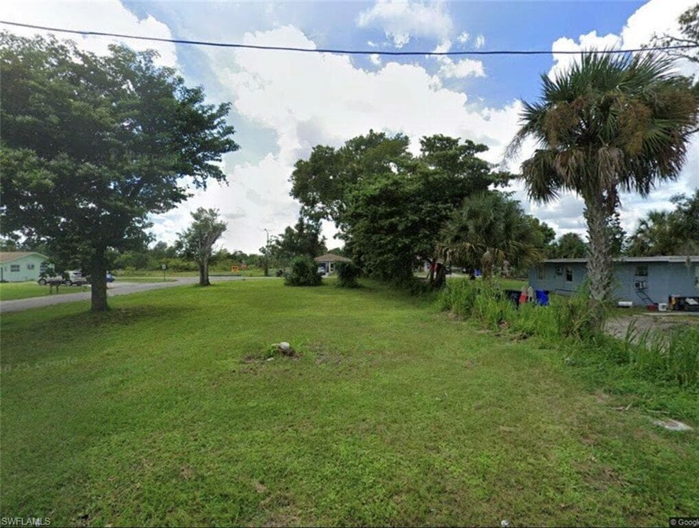3974 Madison Madison AVE N FORT MYERS, FL 33916