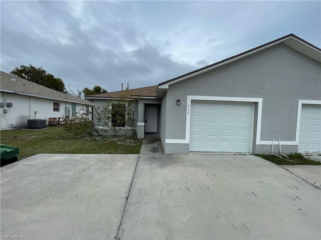 903 Andalusia BLVD CAPE CORAL, FL 33909