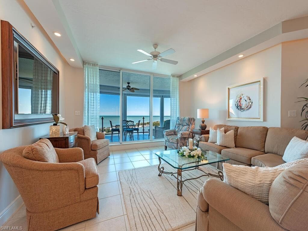 60 Seagate DR 1205 NAPLES, FL 34103