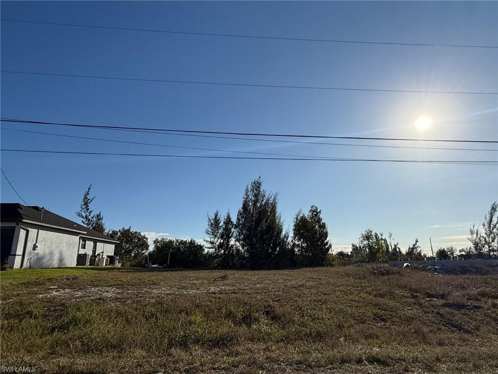 1103 NW 31st PL CAPE CORAL, FL 33993
