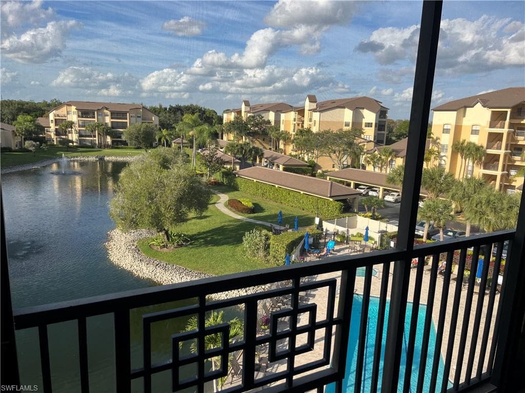 155 Vintage CIR I404 NAPLES, FL 34119