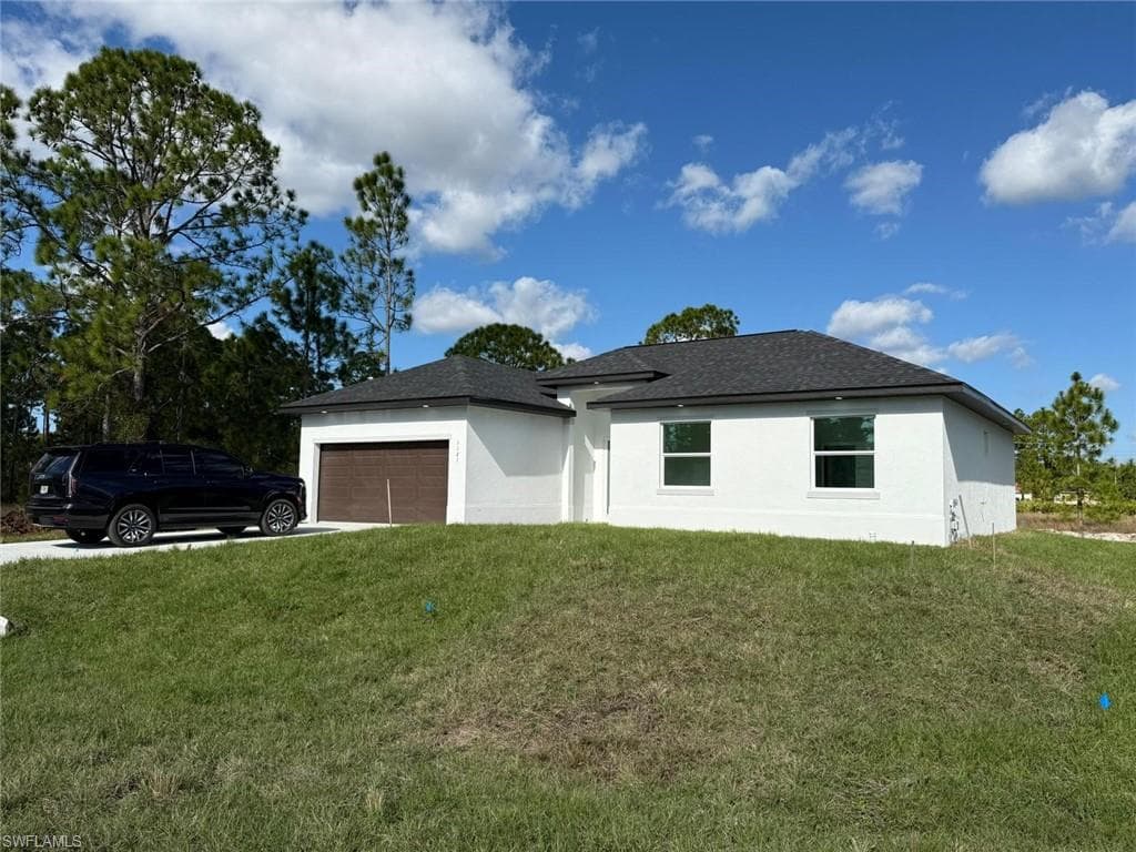 1121 Florence ST E LEHIGH ACRES, FL 33974