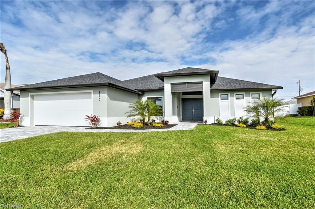 1137 2nd ST CAPE CORAL, FL 33991
