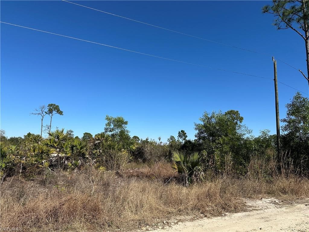 7896 1st PL LABELLE, FL 33935
