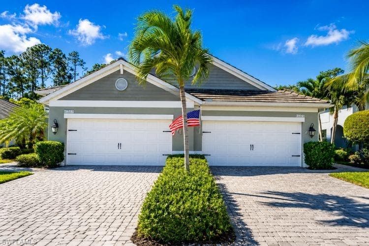 11655 Solano DR FORT MYERS, FL 33966