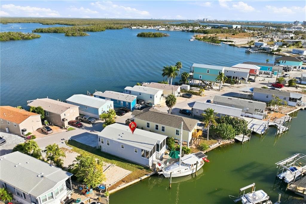 35 Emily LN FORT MYERS BEACH, FL 33931