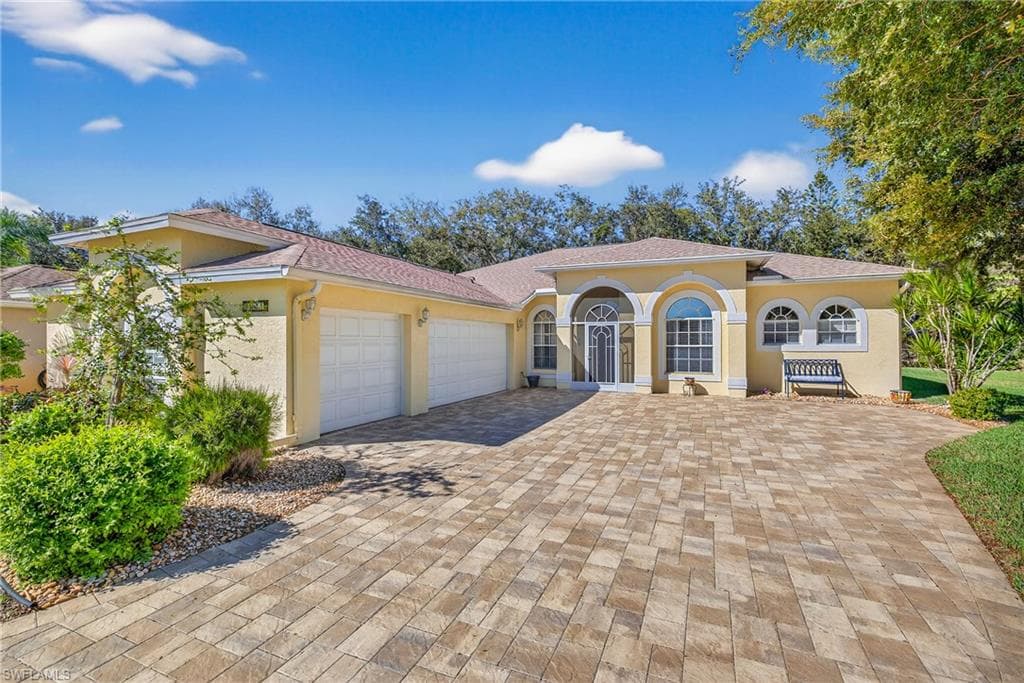 9221 Coachhouse LN ESTERO, FL 33928