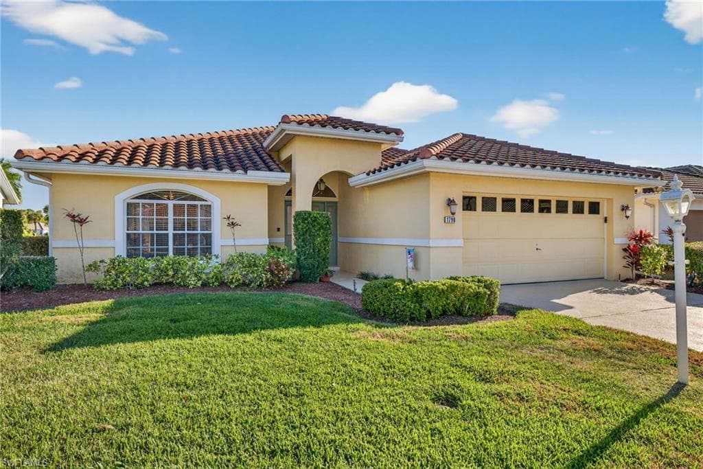 1790 Corona Del Sire DR NORTH FORT MYERS, FL 33917