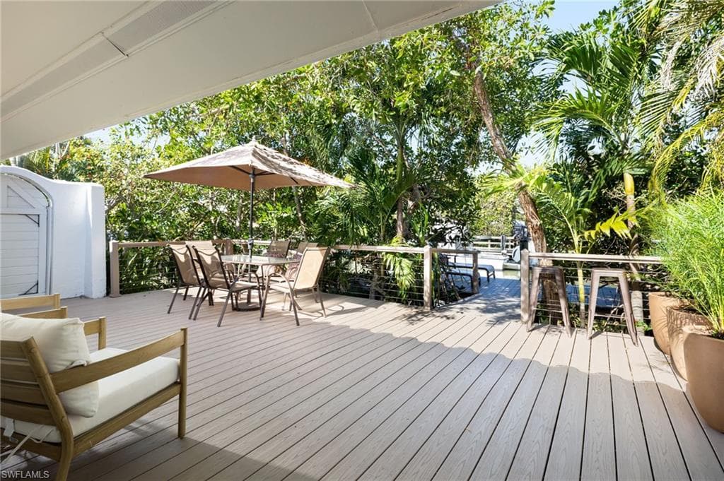 1595 Curlew AVE 4 NAPLES, FL 34102