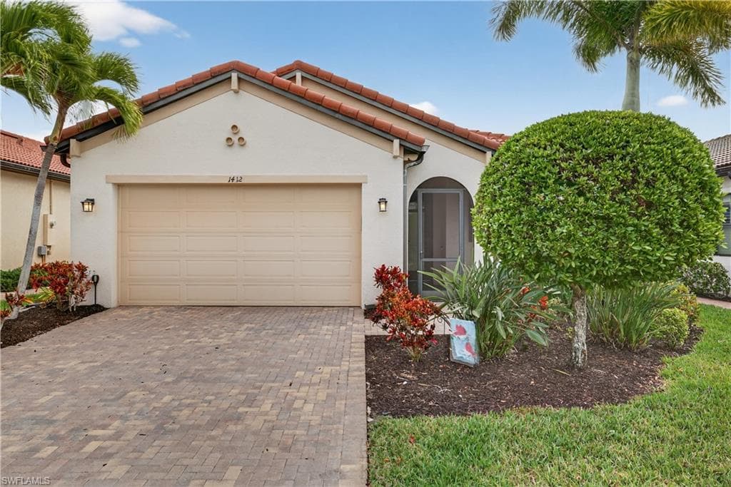 1412 Lucena LN S NAPLES, FL 34113