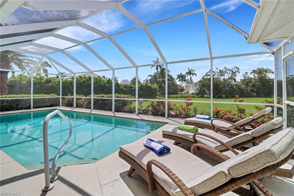 205 Sand Hill ST MARCO ISLAND, FL 34145