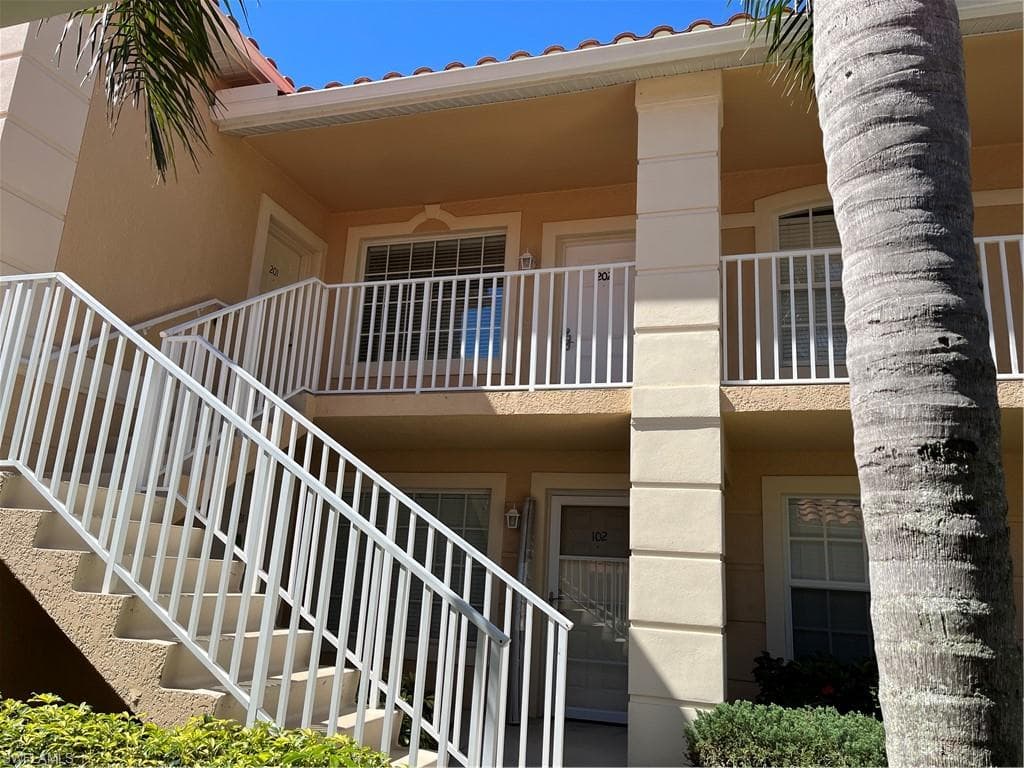 26680 Bonita Fairways BLVD 201 BONITA SPRINGS, FL 34135
