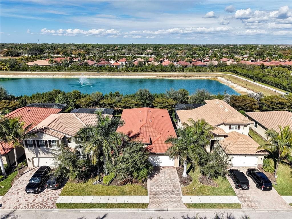 16313 Aberdeen WAY NAPLES, FL 34110