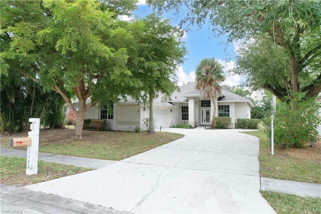 1580 Argyle DR FORT MYERS, FL 33919