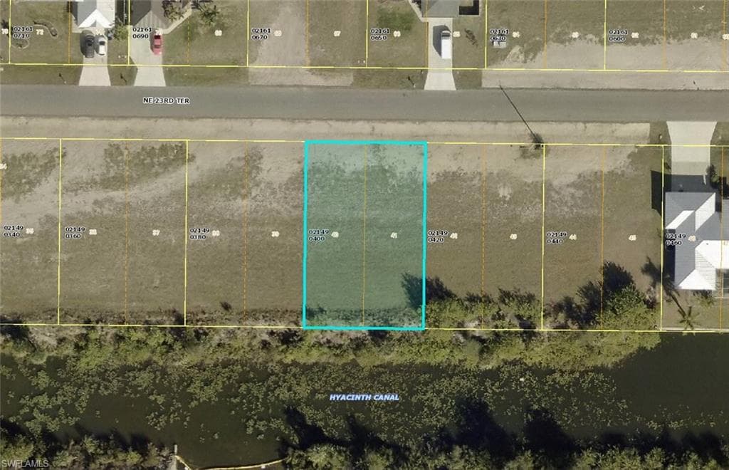 908 NE 20th ST CAPE CORAL, FL 33909