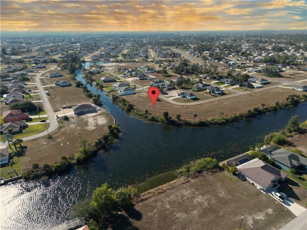 3741 NE 12th PL CAPE CORAL, FL 33909