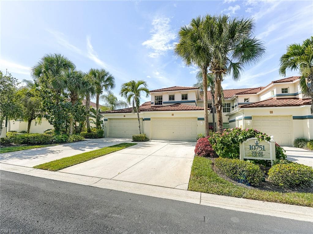 10751 Halfmoon Shoal RD 101 ESTERO, FL 34135