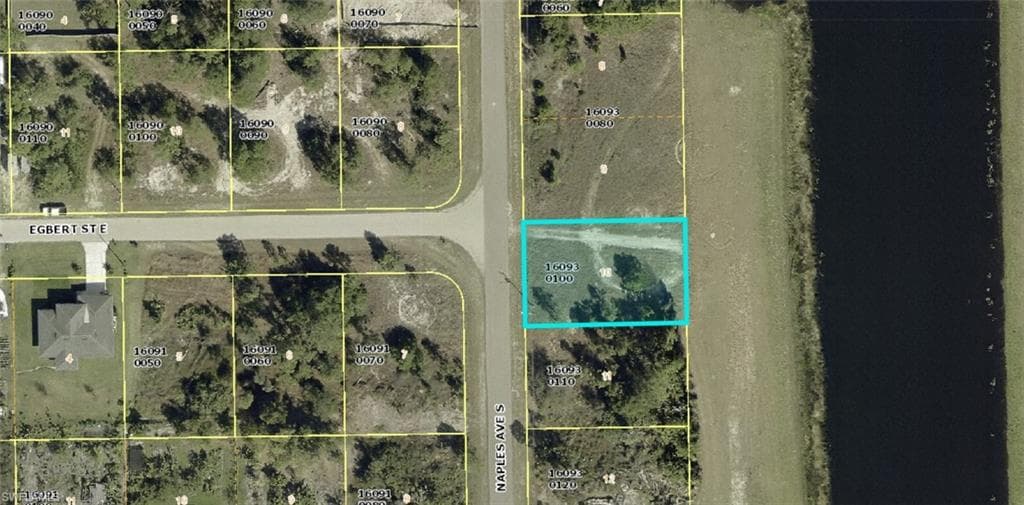 1053 Naples AVE S LEHIGH ACRES, FL 33974
