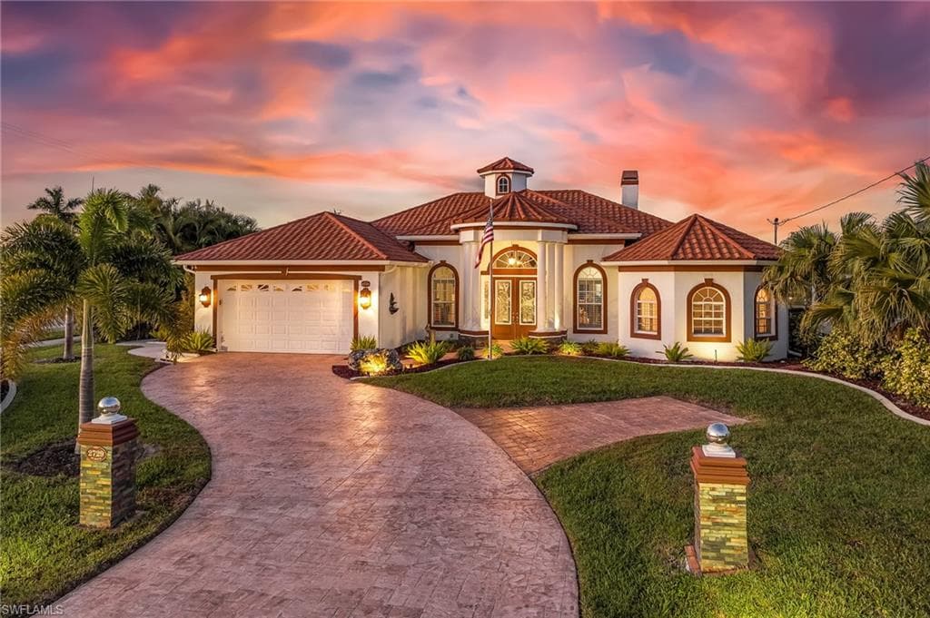 2729 SW 52nd ST CAPE CORAL, FL 33914