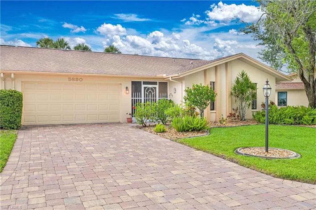 5690 Arvine CIR FORT MYERS, FL 33919