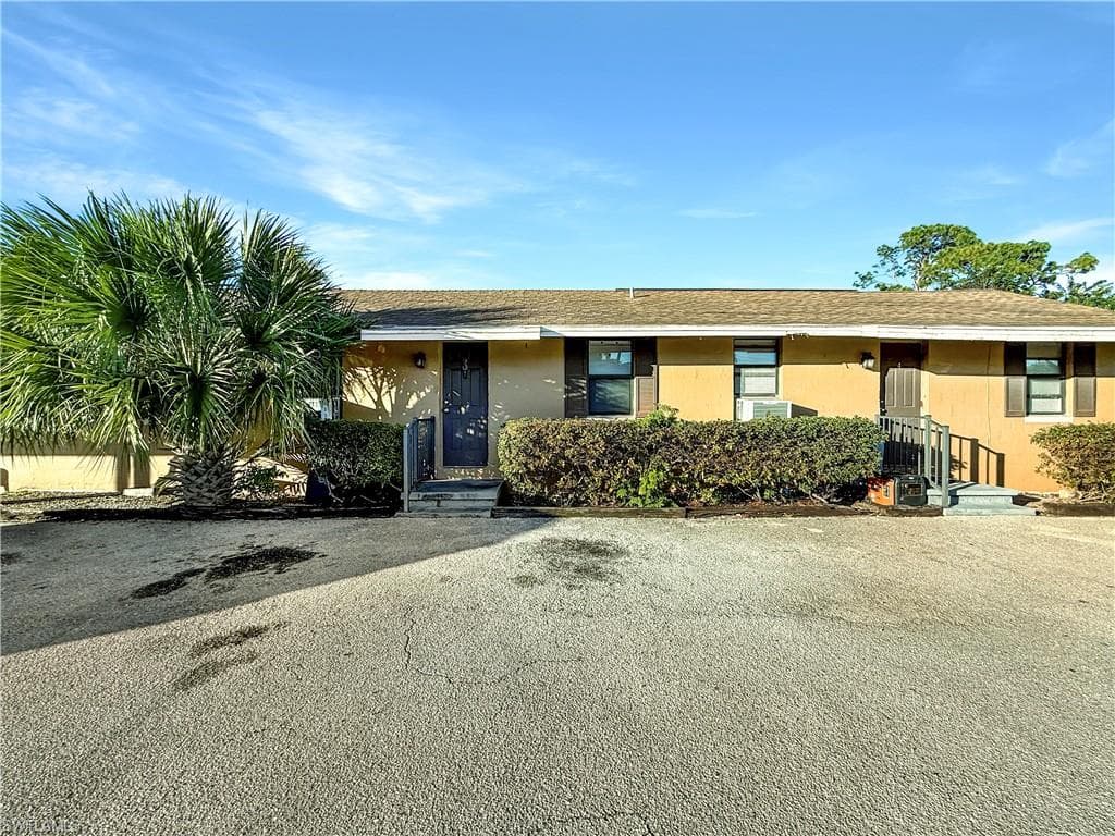 204 2nd ST 1 FORT MYERS, FL 33907