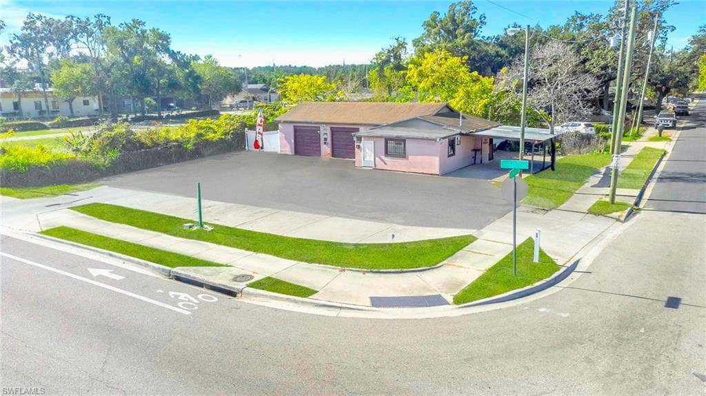 5708 40th ST TAMPA, FL 33610