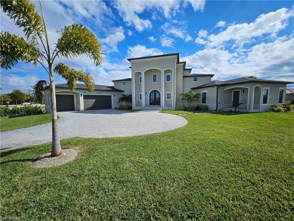 4014 Jacaranda PKWY W CAPE CORAL, FL 33993