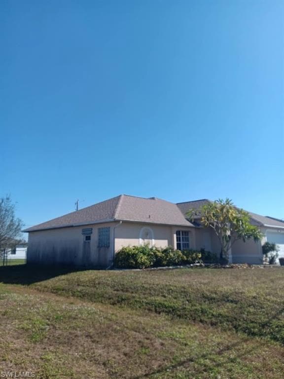 1017 Nelson RD N CAPE CORAL, FL 33993