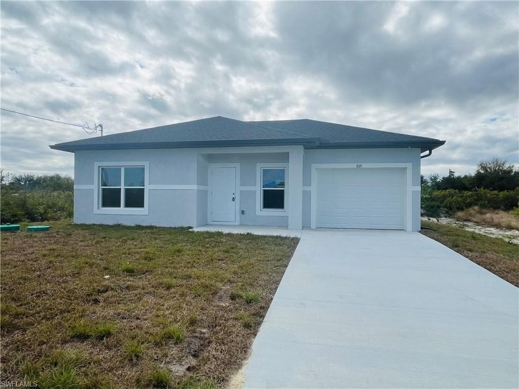 3121 24th ST SW LEHIGH ACRES, FL 33976