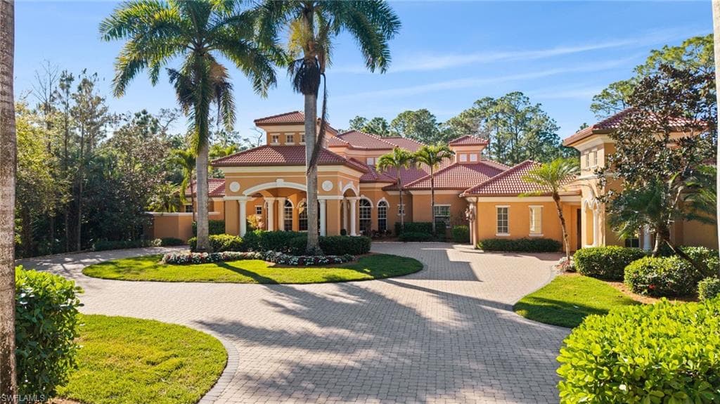 4415 Club Estates DR NAPLES, FL 34112