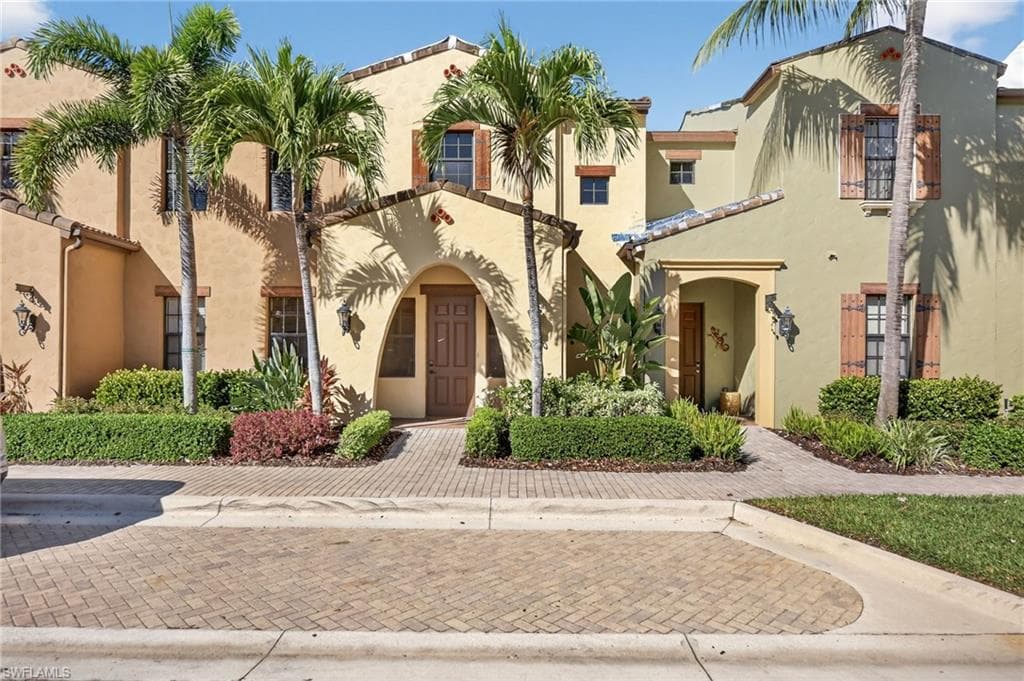 11220 PASEO GRANDE BLVD 5207 FORT MYERS, FL 33912