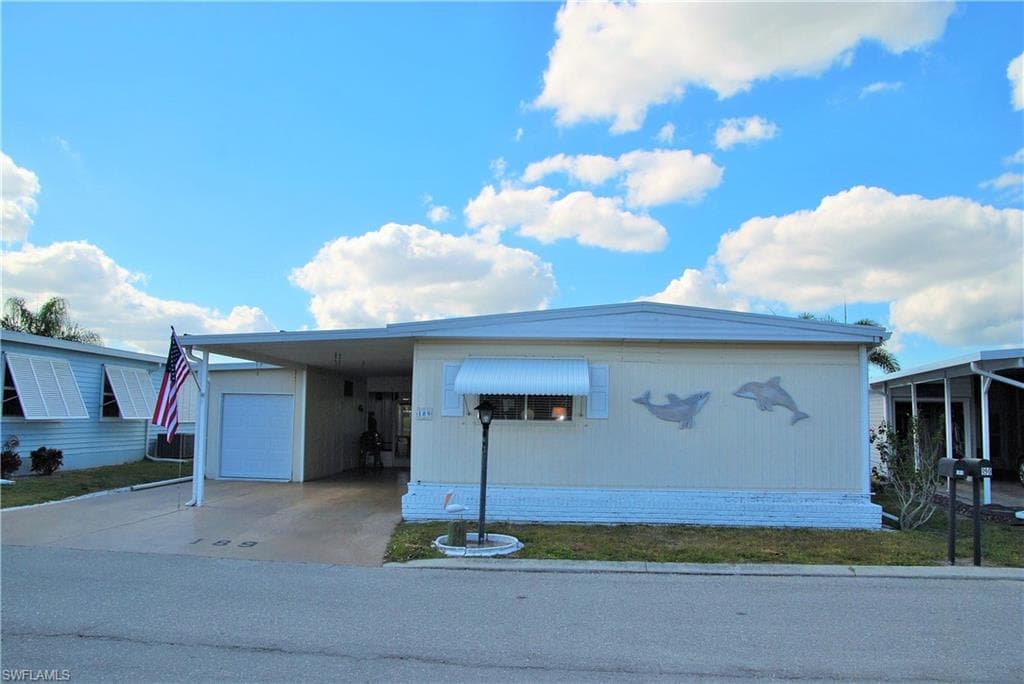189 Nicklaus BLVD NORTH FORT MYERS, FL 33903