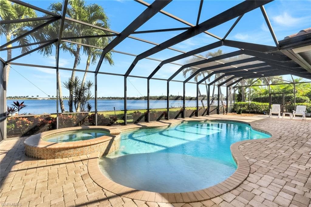 8765 Hideaway Harbor CT NAPLES, FL 34120