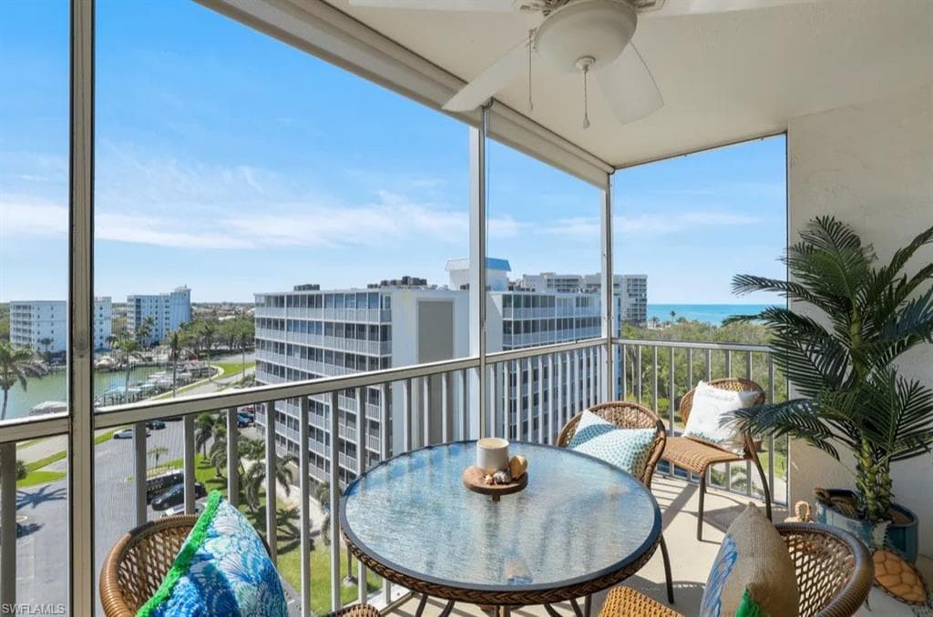 5 Bluebill AVE 812 NAPLES, FL 34108