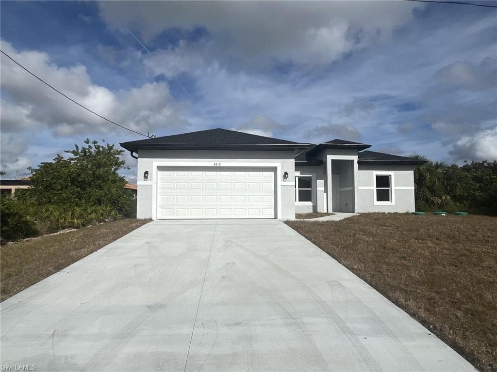 2612 31st ST SW LEHIGH ACRES, FL 33976