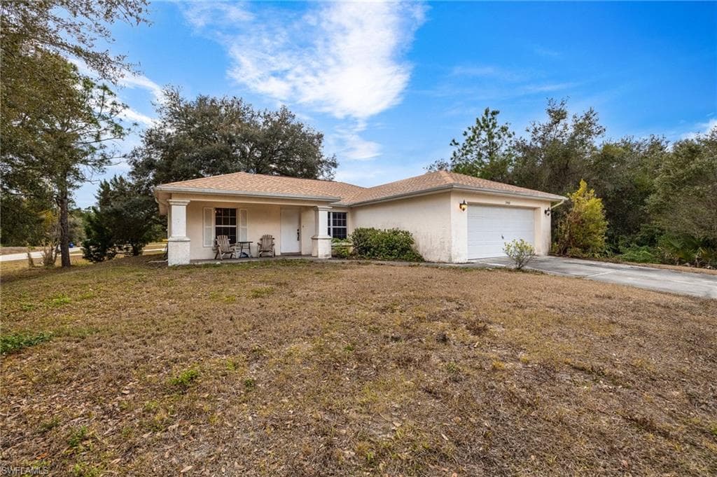 2406 E 23rd ST ALVA, FL 33920