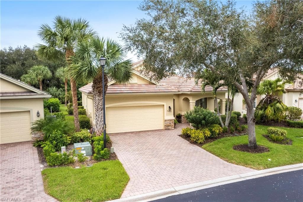 3640 Lakeview Isle CT FORT MYERS, FL 33905