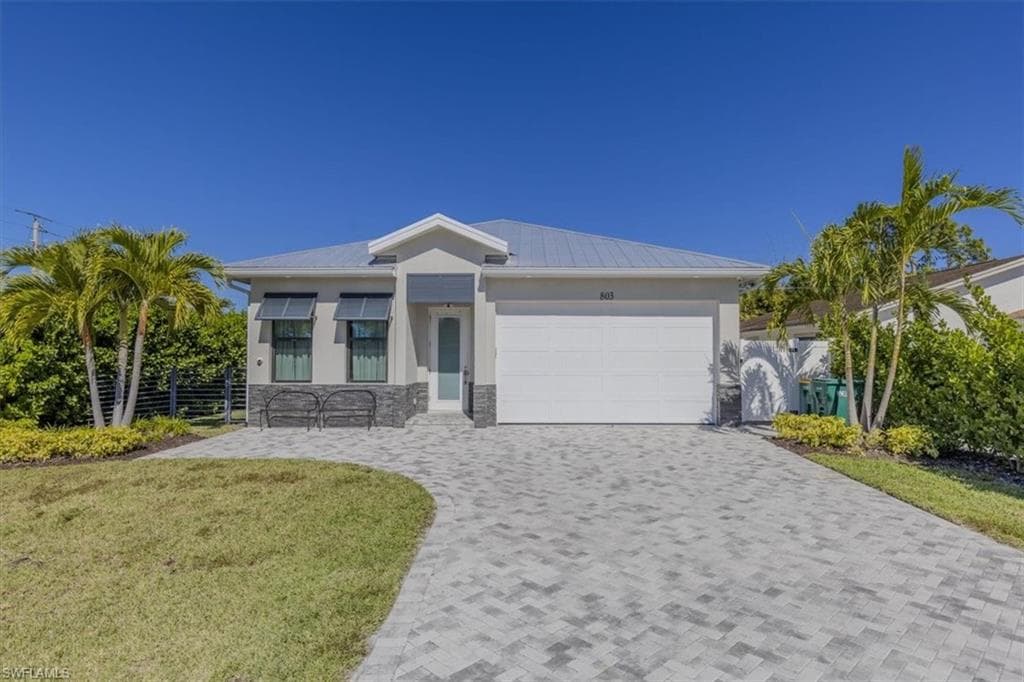 803 92nd AVE N NAPLES, FL 34108
