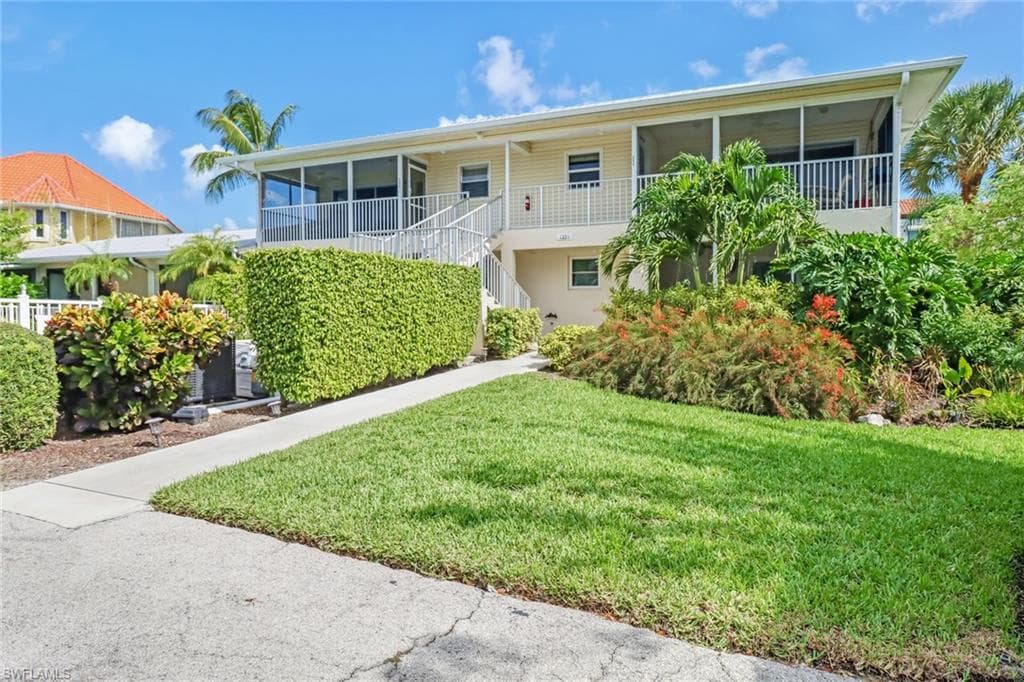 1351 Curlew AVE 104 NAPLES, FL 34102