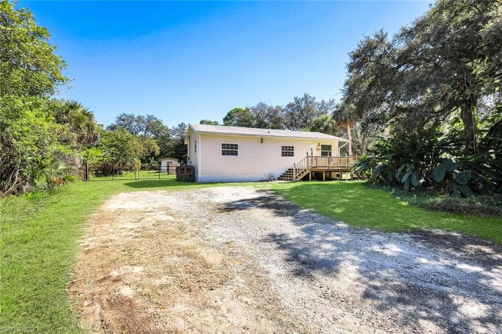 1720 Greenwood AVE LEHIGH ACRES, FL 33972