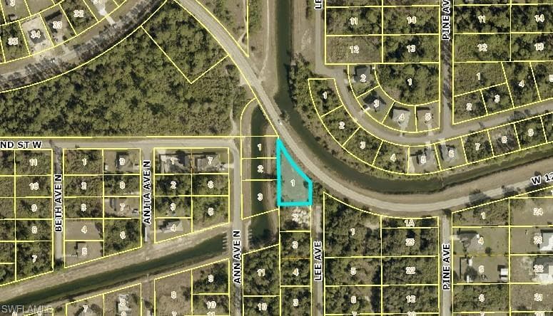 2201 W 12th ST LEHIGH ACRES, FL 33972