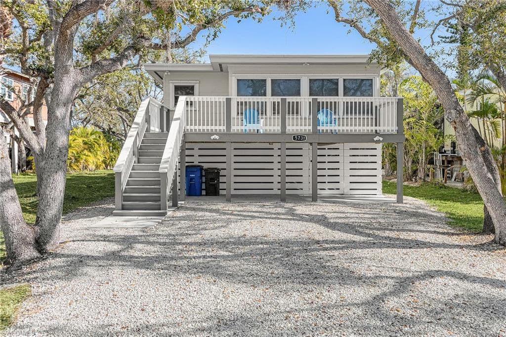 5731 Lauder ST FORT MYERS BEACH, FL 33931