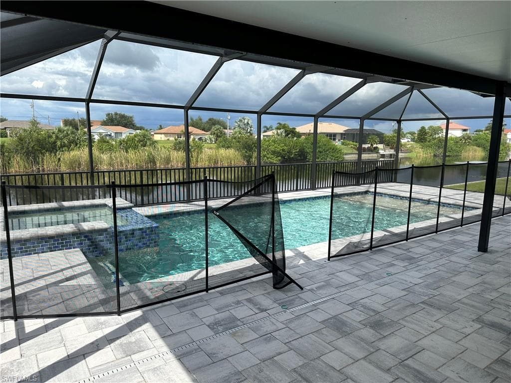 1007 NW 8th TER CAPE CORAL, FL 33993