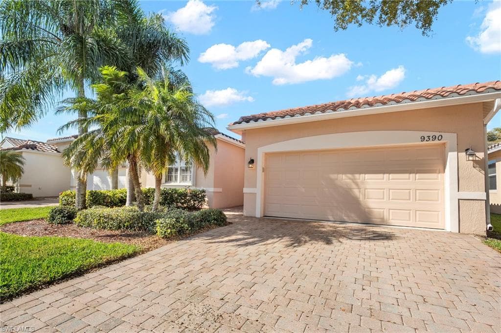 9390 Sun River WAY ESTERO, FL 33928