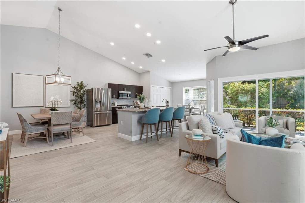 1429 Monarch CIR NAPLES, FL 34116